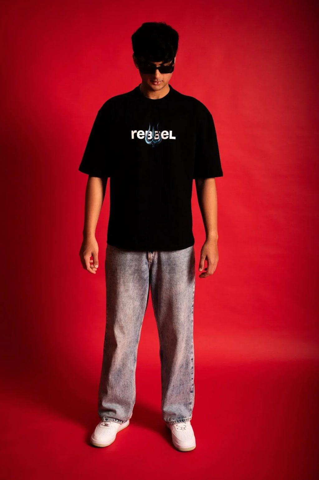 SHIVA MEDITATIVE TEE - Rebbel